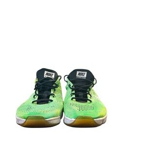 Size 7.5 - Nike Flyknit Zoom Agility Volt Green Glow W